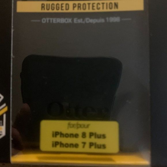 Otter Box Defender iPhone 8 plus iPhone 7 plus Rugged Protection NEW - Picture 2 of 2